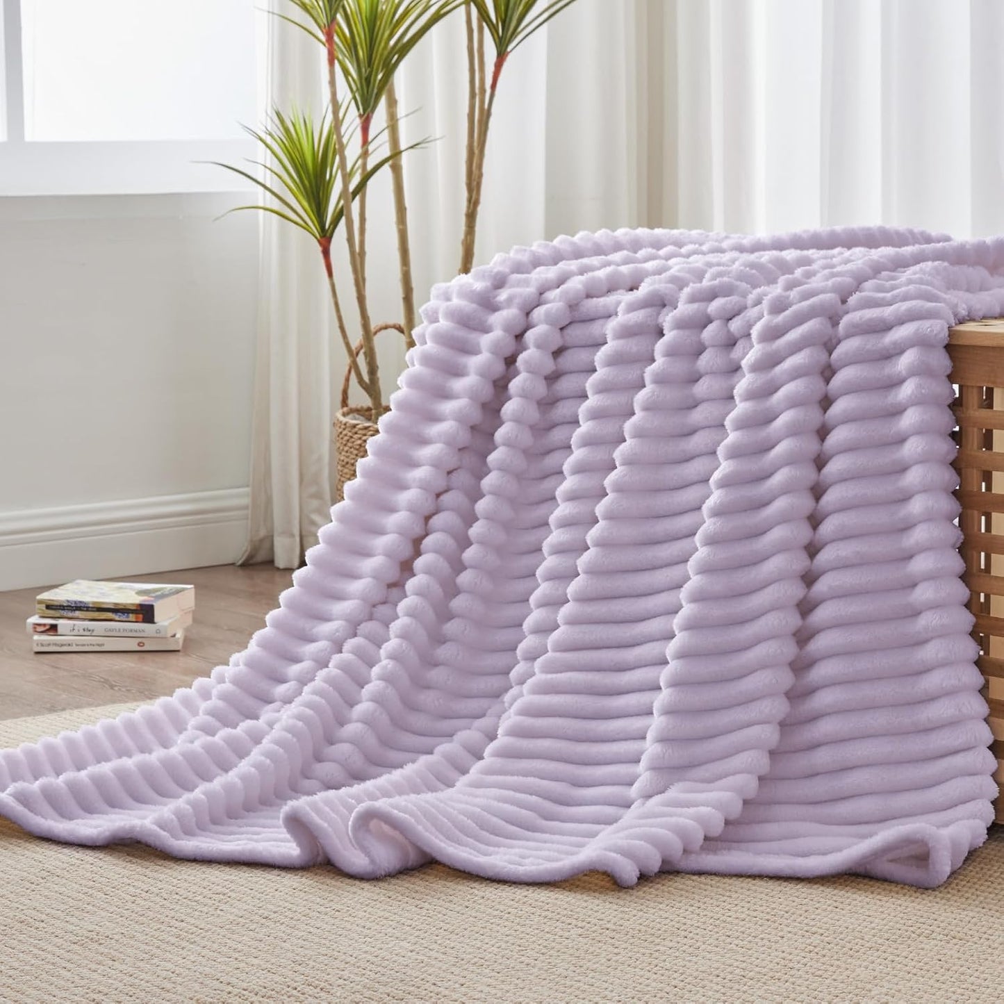 BEDELITE Fleece Throw Blanket for Couch - 300GSM Soft & Warm Fluffy Cream White Blanket, Decorative and Giftable Striped Blankets for Women, Men, 50"x60"