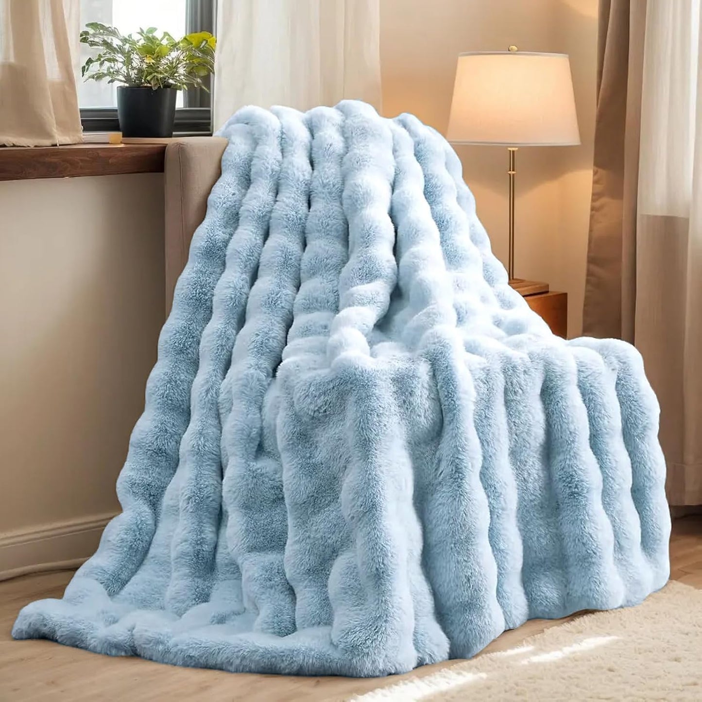 H&D Faux Fur Throw Blanket for Couch,Fluffy Cozy Soft Plush Luxury Thick Fuzzy Fleece Blanket for Couch Bed Sofa Bedroom Living Room,Comfy Bubble Blanket (Ivory, Throw (50" x 60"))