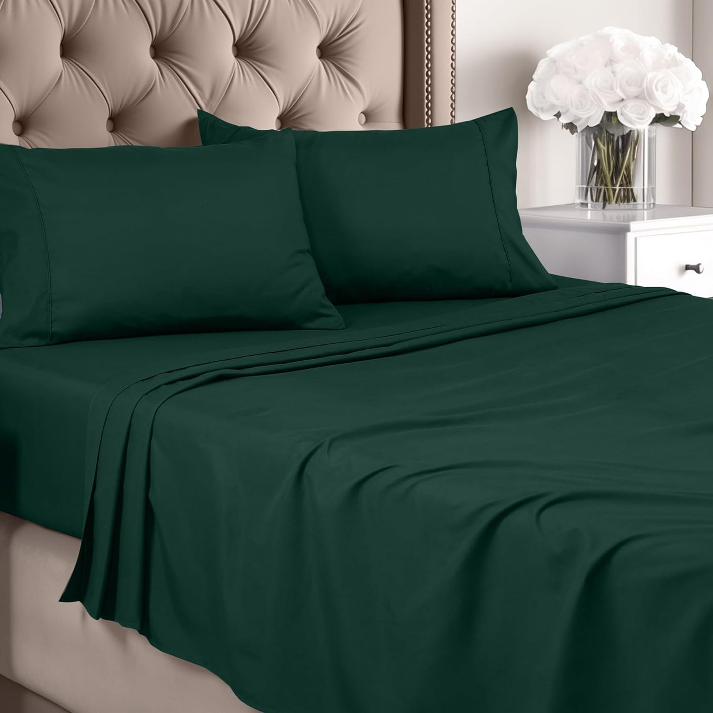 Utopia Bedding Queen Sheet Set – Brushed Microfiber – Ultra Soft Bed Sheets for Queen Size Bed Set – Deep Pocket, Wrinkle & Fade Resistant – Includes 1 Fitted, 1 Flat, 2 Pillowcases (Grey)