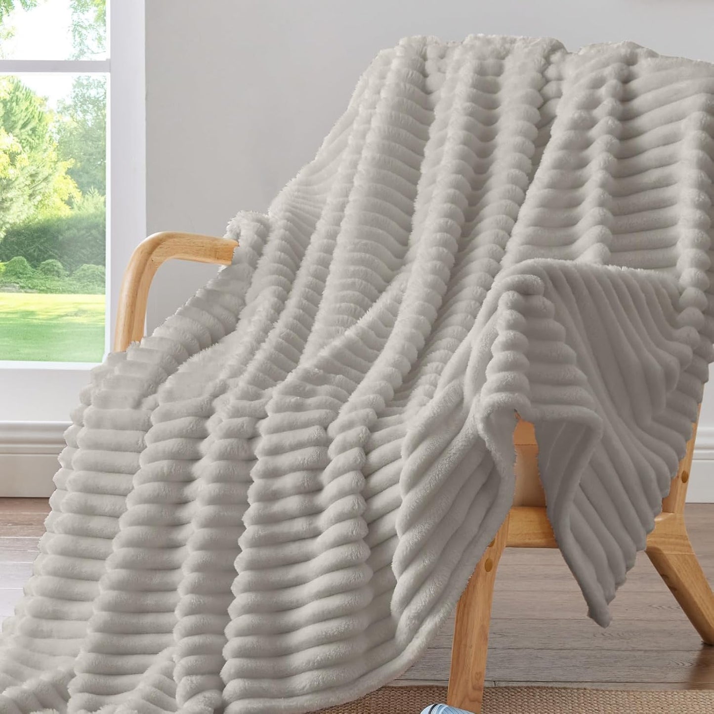 BEDELITE Fleece Throw Blanket for Couch - 300GSM Soft & Warm Fluffy Cream White Blanket, Decorative and Giftable Striped Blankets for Women, Men, 50"x60"