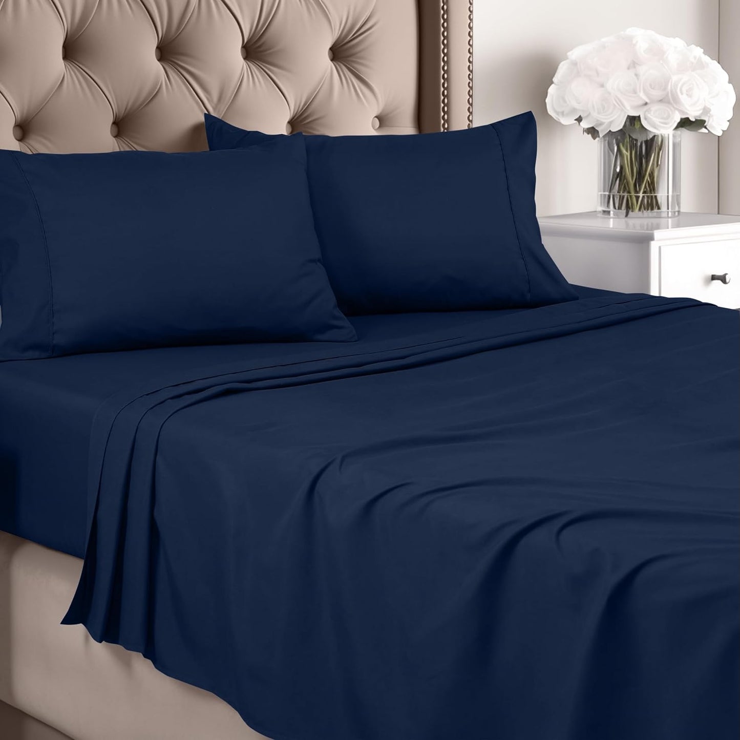 Utopia Bedding Queen Sheet Set – Brushed Microfiber – Ultra Soft Bed Sheets for Queen Size Bed Set – Deep Pocket, Wrinkle & Fade Resistant – Includes 1 Fitted, 1 Flat, 2 Pillowcases (Grey)