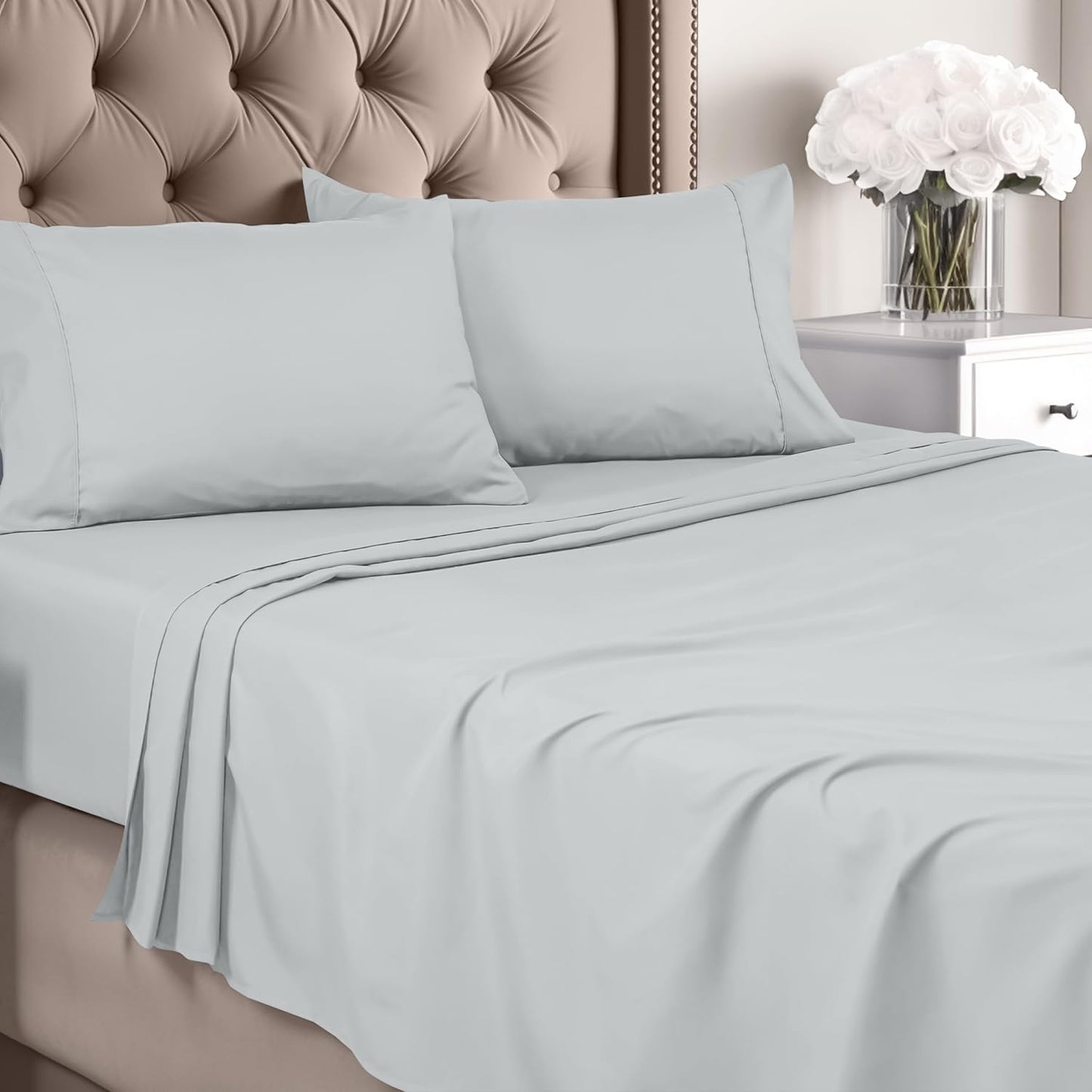 Utopia Bedding Queen Sheet Set – Brushed Microfiber – Ultra Soft Bed Sheets for Queen Size Bed Set – Deep Pocket, Wrinkle & Fade Resistant – Includes 1 Fitted, 1 Flat, 2 Pillowcases (Grey)