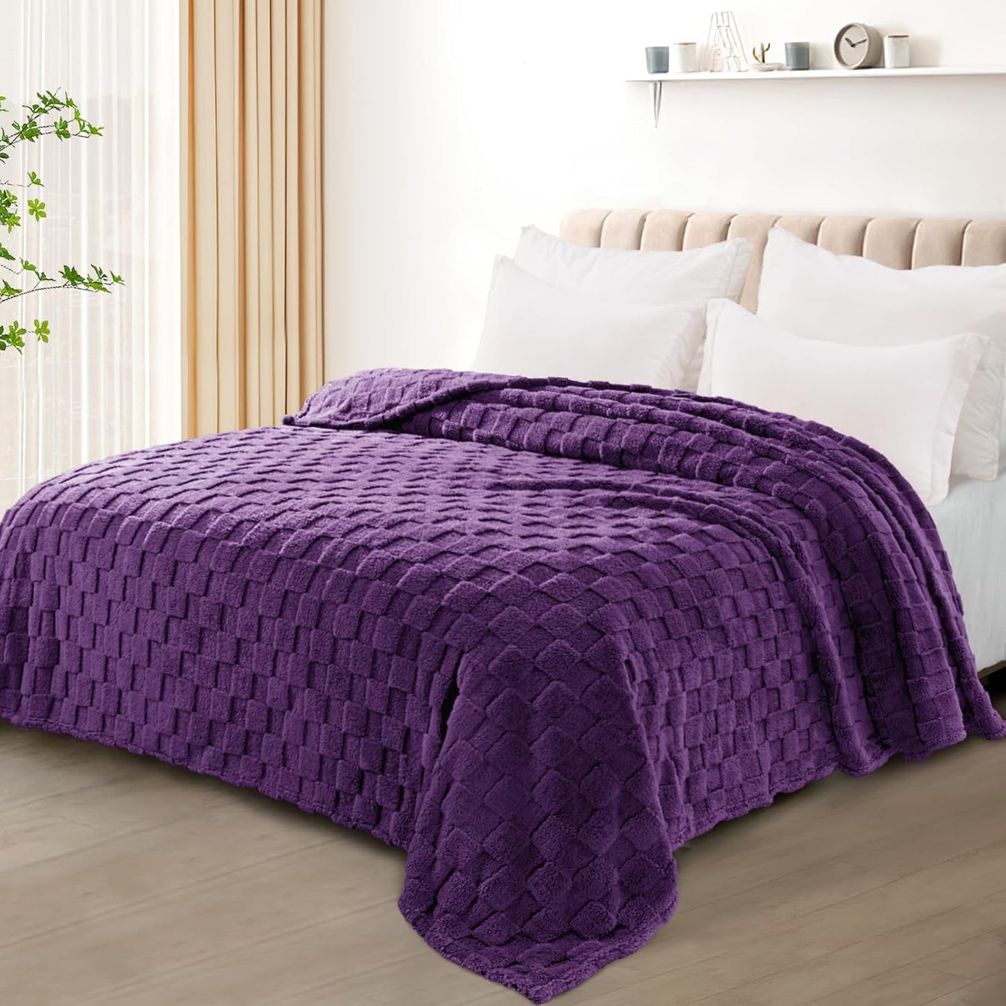 Exclusivo Mezcla Fleece Throw Blanket for Couch,Super Soft and Warm Lightweight Checkered Pattern Blankets for All Seasons, 50x60 Inches, Ivory