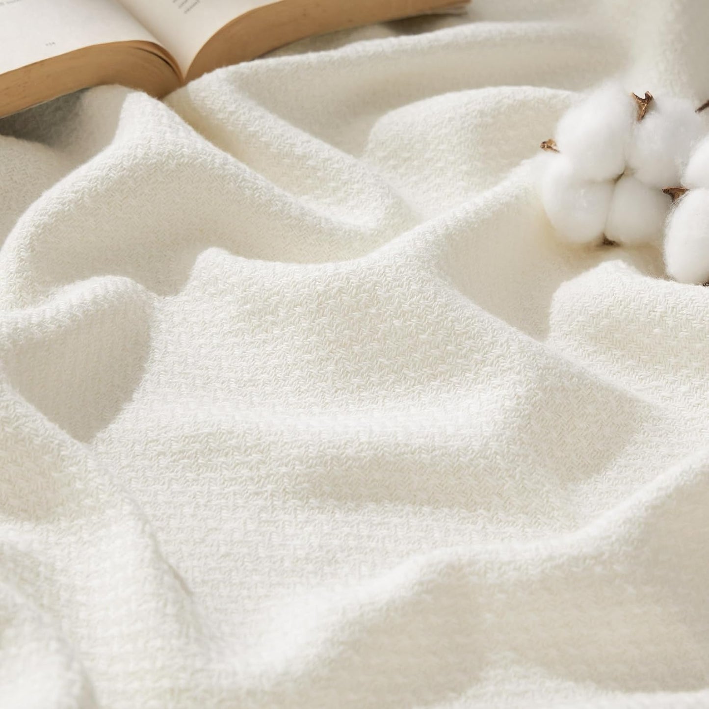 Bedsure 100% Cotton Blanket Queen Size for Bed - Breathable and Lightweight, Soft Cozy Textured Herringbone Woven Blanket for Summer, Linen Beige, 90x90 inches