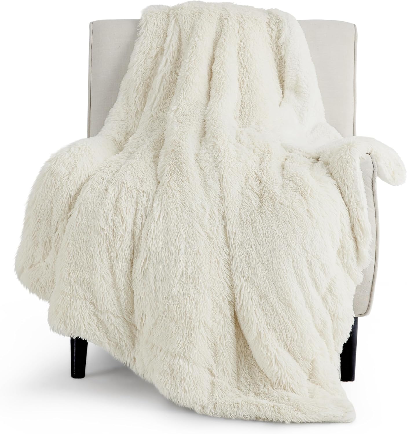 Bedsure Fluffy Throw Blanket Gifts for Women Men, Soft Fleece Sherpa Cozy Fuzzy Plush Warm Minky Thick Faux Fur Throw for Couch, Bed, Home Living Room Decor Bedroom Blanket Gifts for Mom Dad, Grey
