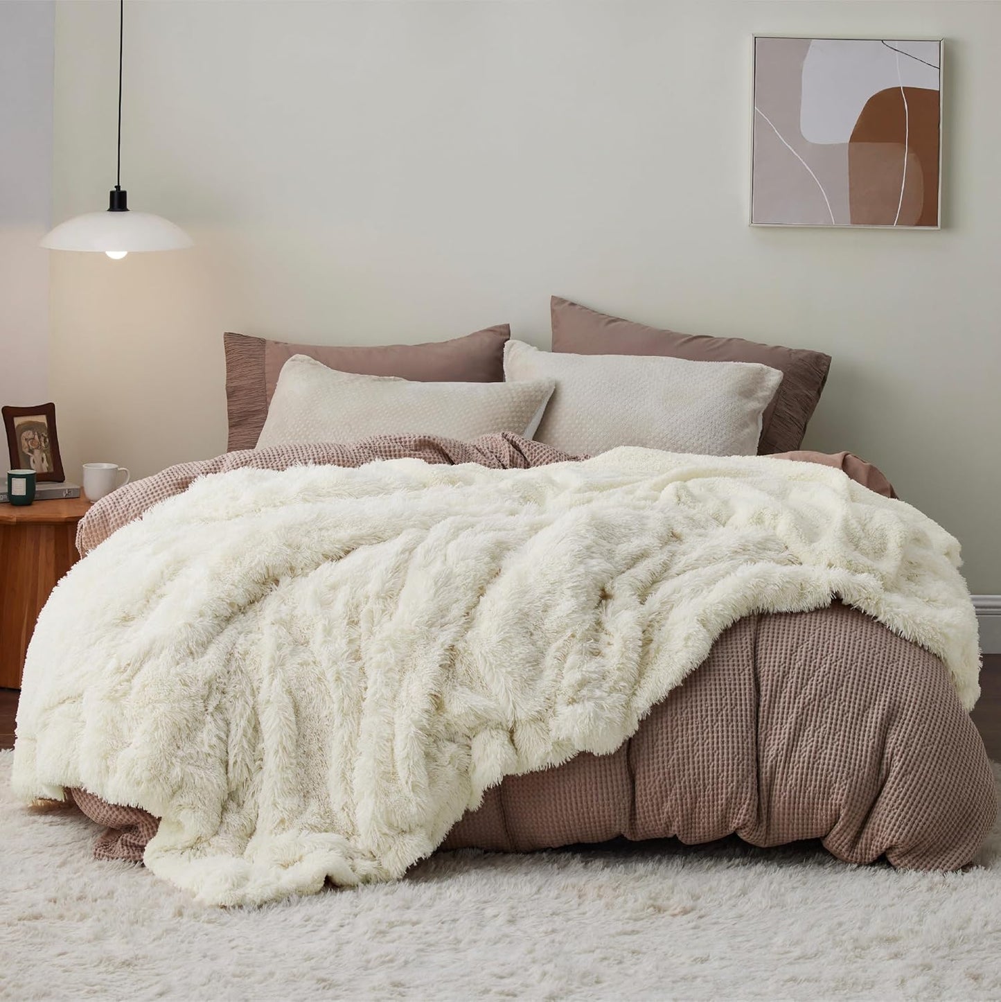 Bedsure Fluffy Throw Blanket Gifts for Women Men, Soft Fleece Sherpa Cozy Fuzzy Plush Warm Minky Thick Faux Fur Throw for Couch, Bed, Home Living Room Decor Bedroom Blanket Gifts for Mom Dad, Grey