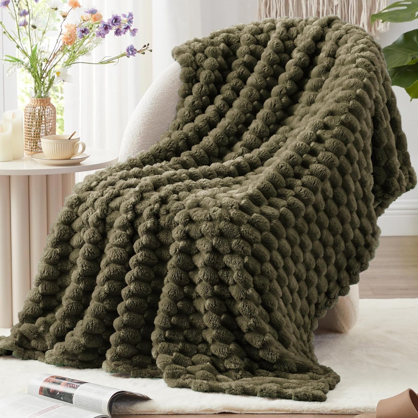 EXQ Home Fleece Throw Blanket for Couch or Bed - 3D Imitation Turtle Shell Jacquard Decorative Blankets - Cozy Soft Lightweight Fuzzy Flannel Blanket Suitable for All Seasons(50"×60",Beige)