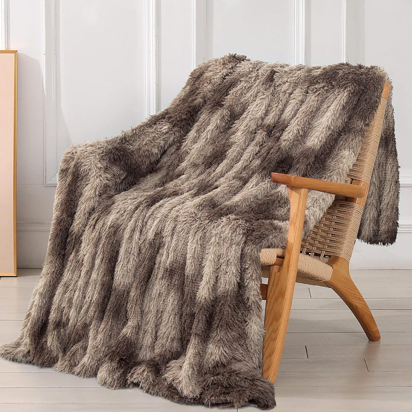 Tuddrom Decorative Extra Soft Fuzzy Faux Fur Throw Blanket 50" x 60",Solid Reversible Long Hair Shaggy Blanket,Fluffy Cozy Plush Comfy Microfiber Fleece Blankets for Couch Sofa Bedroom,Cream White