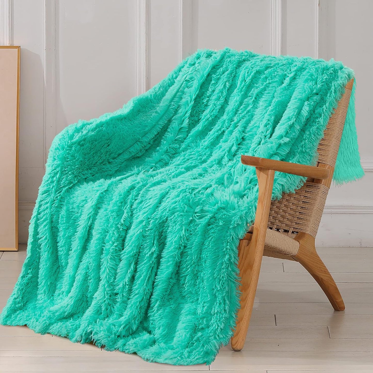 Tuddrom Decorative Extra Soft Fuzzy Faux Fur Throw Blanket 50" x 60",Solid Reversible Long Hair Shaggy Blanket,Fluffy Cozy Plush Comfy Microfiber Fleece Blankets for Couch Sofa Bedroom,Cream White