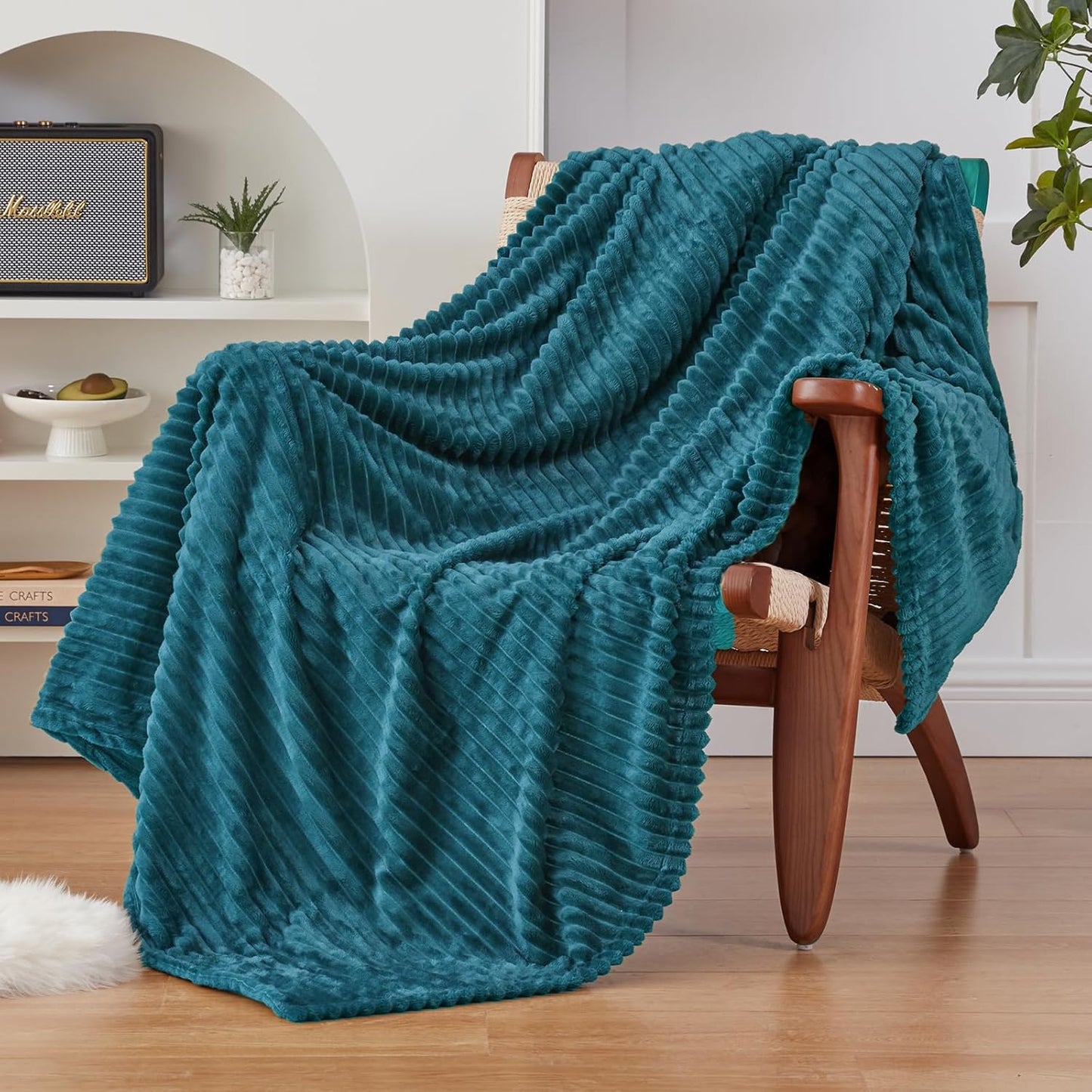 EXQ Home Fleece Throw Blanket for Couch or Bed - 3D Imitation Turtle Shell Jacquard Decorative Blankets - Cozy Soft Lightweight Fuzzy Flannel Blanket Suitable for All Seasons(50"×60",Beige)