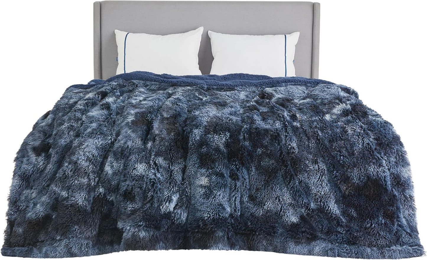 Bedsure Fluffy Throw Blanket Gifts for Women Men, Soft Fleece Sherpa Cozy Fuzzy Plush Warm Minky Thick Faux Fur Throw for Couch, Bed, Home Living Room Decor Bedroom Blanket Gifts for Mom Dad, Grey