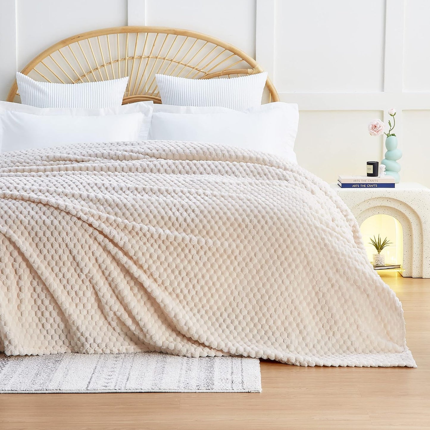 EXQ Home Fleece Throw Blanket for Couch or Bed - 3D Imitation Turtle Shell Jacquard Decorative Blankets - Cozy Soft Lightweight Fuzzy Flannel Blanket Suitable for All Seasons(50"×60",Beige)