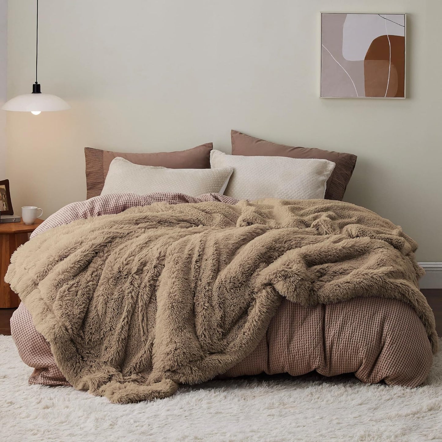 Bedsure Fluffy Throw Blanket Gifts for Women Men, Soft Fleece Sherpa Cozy Fuzzy Plush Warm Minky Thick Faux Fur Throw for Couch, Bed, Home Living Room Decor Bedroom Blanket Gifts for Mom Dad, Grey