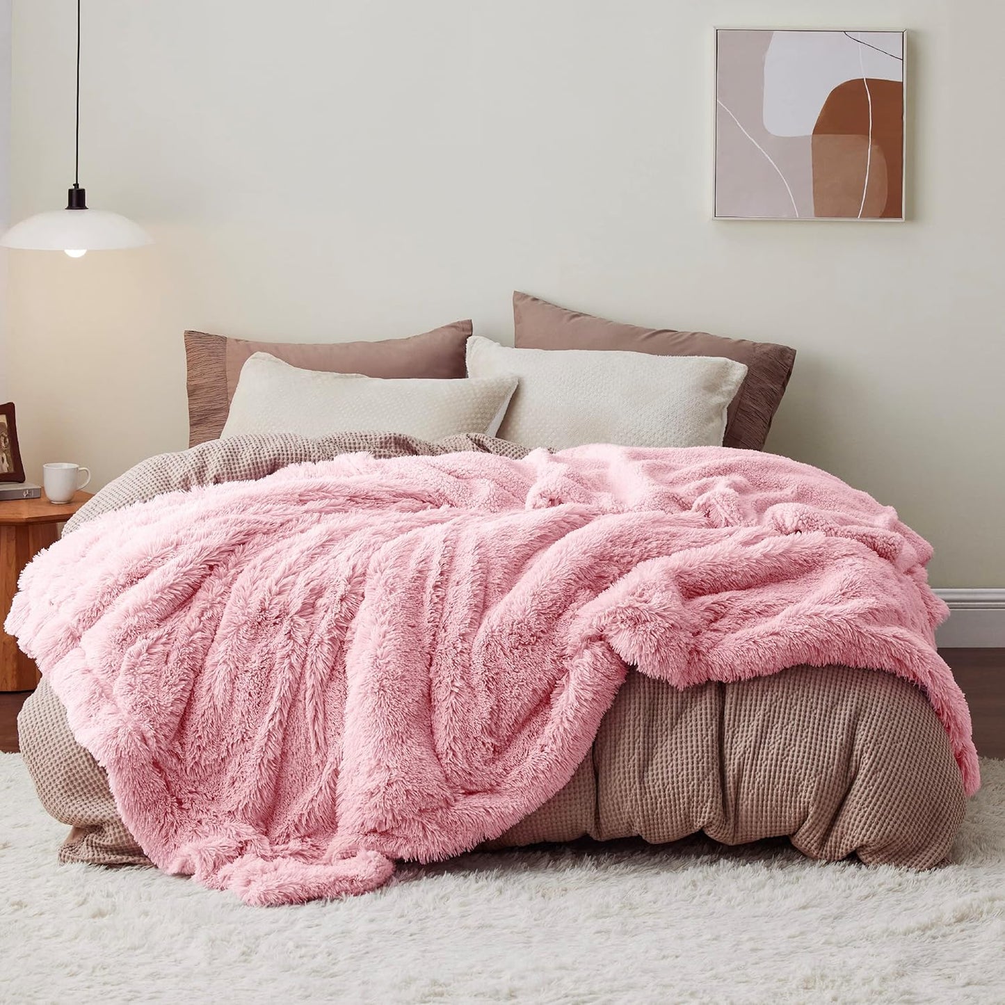Bedsure Fluffy Throw Blanket Gifts for Women Men, Soft Fleece Sherpa Cozy Fuzzy Plush Warm Minky Thick Faux Fur Throw for Couch, Bed, Home Living Room Decor Bedroom Blanket Gifts for Mom Dad, Grey