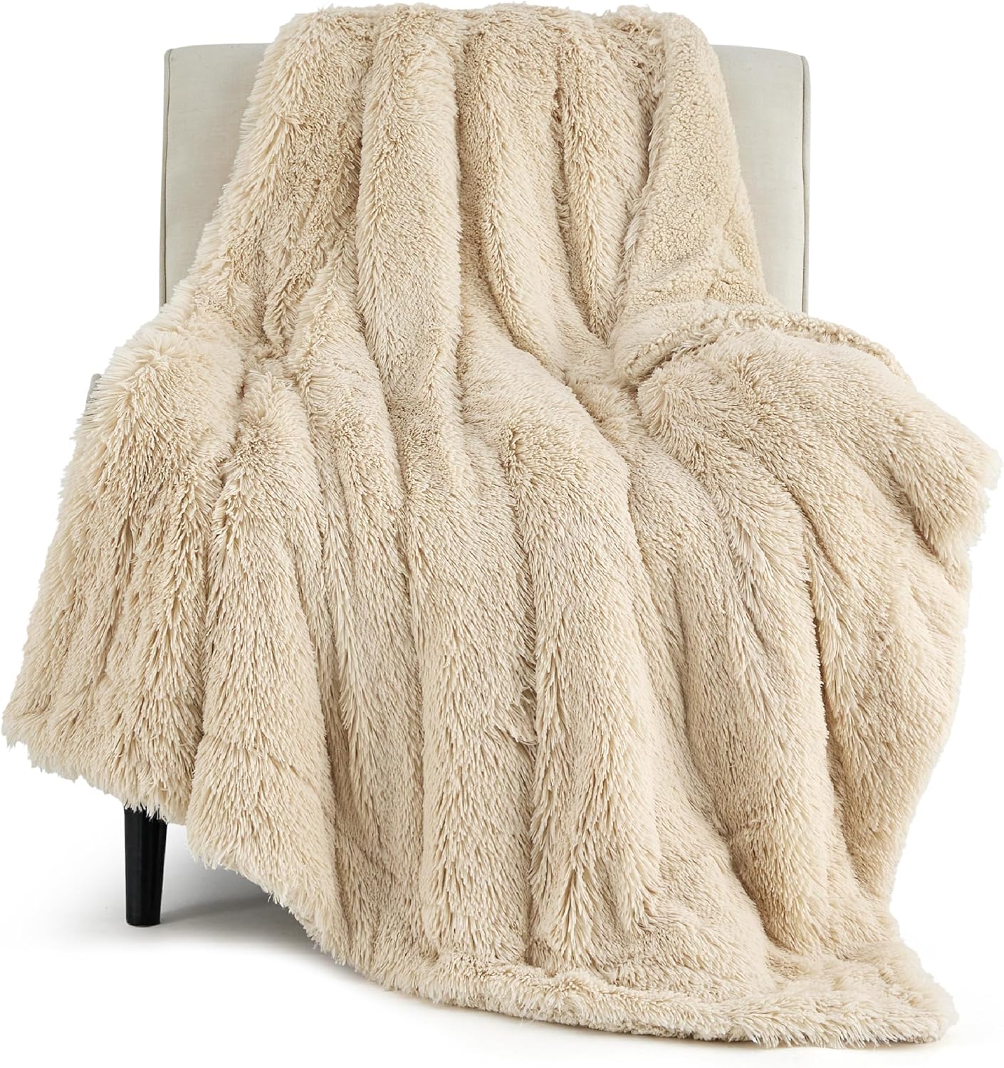 Bedsure Fluffy Throw Blanket Gifts for Women Men, Soft Fleece Sherpa Cozy Fuzzy Plush Warm Minky Thick Faux Fur Throw for Couch, Bed, Home Living Room Decor Bedroom Blanket Gifts for Mom Dad, Grey
